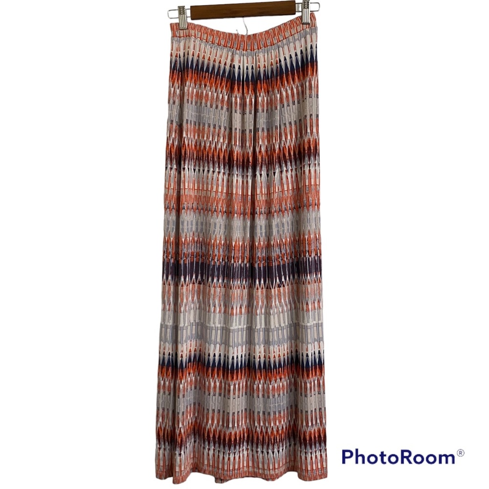 Lucy & Laurel Abstract Feather Print Maxi Skirt - size XS
